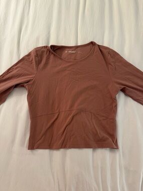 Aritzia TnAction Long Sleeve